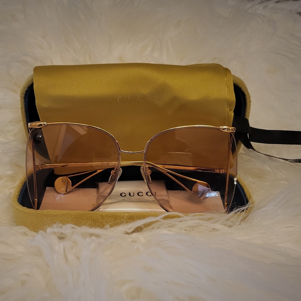Gucci GG0252S 001 Pink Tint Oversized Womens Sunglasses